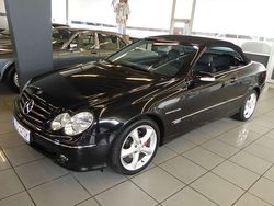 Obsidianschwarz metalliclack Gebraucht 2004 Mercedes CLK200 Cabrio | 8.990 € (Etwas zu teuer)