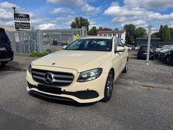 Beige Gebraucht 2017 Mercedes E200 Avantgarde Limousine | 6.900 € (Superpreis)
