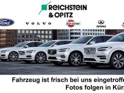Blau Neu 2024 Volvo EC40 Plus SUV | 55.990 €