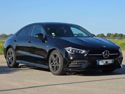 Schwarz Gebraucht 2022 Mercedes CLA200 Edition Coupé | 36.500 € (Teuer)