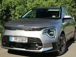Grau Gebraucht 2022 Kia e-Niro Vision SUV | 24.650 € (Guter Preis)