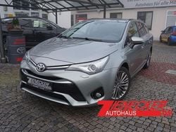 Silber Gebraucht 2017 Toyota Avensis Edition-S Kombi | 16.990 € (Etwas zu teuer)