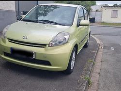Grün Gebraucht 2005 Daihatsu Sirion Kleinwagen | 1.600 €