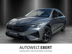 Graphitegrau Gebraucht 2024 Skoda Octavia RS Limousine | 39.890 € (Fairer Preis)
