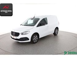 Weiss Gebraucht 2022 Mercedes Citan 110 Van | 19.480 € (Fairer Preis)
