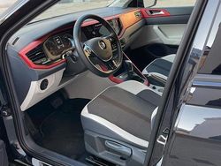 Schwarz Gebraucht 2019 VW Polo Beats SUV | 18.000 € (Fairer Preis)