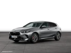 Skyscraper grau metallic Gebraucht 2024 BMW 118 Coupé Shadowline Coupé | 43.534 €