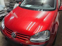 Rot Gebraucht 2004 VW Golf IV Kleinwagen | 4.600 € (Teuer)