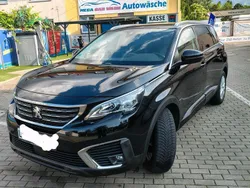 Schwarz Gebraucht 2019 Peugeot 5008 Van / Kleinbus | 17.500 € (Guter Preis)