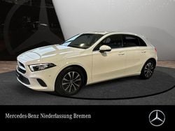 Weiß Gebraucht 2022 Mercedes A180 Style Limousine | 23.390 € (Fairer Preis)