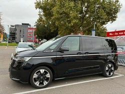 Schwarz Gebraucht 2023 VW T7 Style Van | 56.400 € (Fairer Preis)