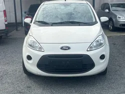 Weiß Gebraucht 2010 Ford Ka Trend Kleinwagen | 3.300 € (Fairer Preis)