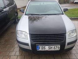 Schwarz Gebraucht 2005 VW Passat Basis Kombi | 750 € (Superpreis)