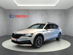 Moonweiß perleffekt Gebraucht 2023 Skoda Superb Kombi | 39.990 € (Teuer)