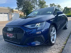 Blau Gebraucht 2022 Audi A3 Basis Limousine | 22.490 € (Guter Preis)