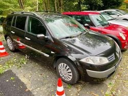 Schwarz Gebraucht 2005 Renault Mégane GrandTour Dynamique Kombi | 1.950 € (Teuer)