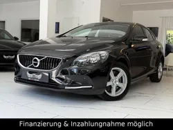 Schwarz Gebraucht 2018 Volvo V40 Kombi | 14.475 € (Fairer Preis)
