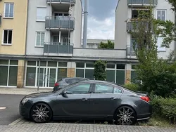 Grau Gebraucht 2010 Opel Insignia Limousine | 9.000 €
