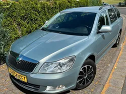 Grau Gebraucht 2011 Skoda Octavia Limousine | 3.490 € (Superpreis)