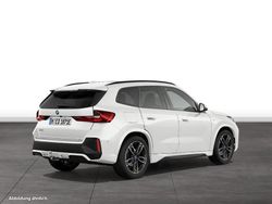 Weiß Gebraucht 2024 BMW iX1 M Sport SUV | 52.426 € (Teuer)