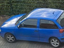 Blau Gebraucht 2000 Seat Ibiza Kleinwagen | 600 € (Superpreis)
