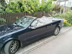 Blau Gebraucht 2001 Mercedes CLK320 Avantgarde Cabrio | 3.600 € (Etwas zu teuer)