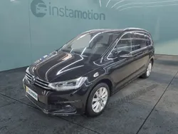 Schwarz Gebraucht 2024 VW Touran Highline Van / Kleinbus | 38.580 € (Etwas zu teuer)