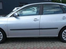Silber Gebraucht 2006 Seat Ibiza Limousine | 850 € (Guter Preis)