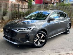 Grau Gebraucht 2024 Ford Focus Active X Limousine | 27.900 € (Teuer)