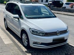 Weiß Gebraucht 2015 VW Touran Highline Van / Kleinbus | 17.300 € (Guter Preis)