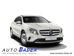 Weiß Gebraucht 2016 Mercedes GLA200 SUV | 17.450 € (Fairer Preis)