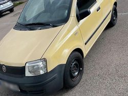 Gelb Gebraucht 2009 Fiat Panda Kleinwagen | 2.500 € (Fairer Preis)
