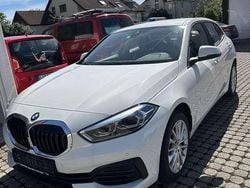 Weiß Gebraucht 2022 BMW 118 Advantage Kleinwagen | 18.300 € (Superpreis)