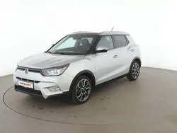 Grau Gebraucht 2019 Ssangyong Tivoli Crystal SUV | 11.470 €