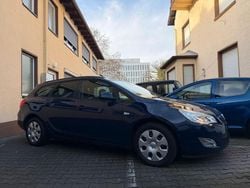 Blau Gebraucht 2012 Opel Astra Edition Kombi | 2.399 € (Guter Preis)