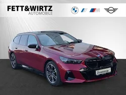 Fire red metallic Gebraucht 2024 BMW i5 M Sport Limousine | 74.900 €