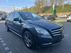 Grau Gebraucht 2012 Mercedes R350 Van / Kleinbus | 10.490 € (Etwas zu teuer)