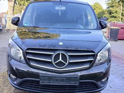 Schwarz Gebraucht 2018 Mercedes Citan 111 Kombi | 9.950 € (Fairer Preis)
