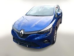 Blau Gebraucht 2021 Renault Clio V Intens | 16.480 € (Etwas zu teuer)