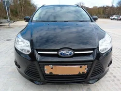 Schwarz Gebraucht 2013 Ford Focus Trend Kombi | 5.999 € (Etwas zu teuer)