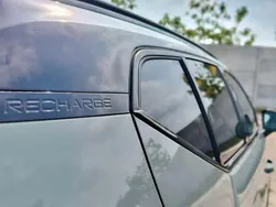 Grün Gebraucht 2020 Volvo XC40 R-Design SUV | 24.000 € (Fairer Preis)