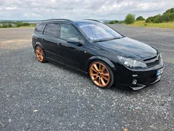 Schwarz Gebraucht 2005 Opel Astra OPC Kombi | 9.900 €
