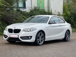 Weiß Gebraucht 2014 BMW 220 Sport Line Coupé | 7.999 € (Guter Preis)