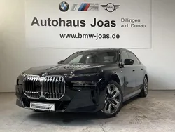 M carbonschwarz Gebraucht 2024 BMW i7 M Sport Limousine | 116.600 €