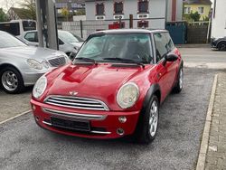 Rot Gebraucht 2005 Mini ONE Kleinwagen | 2.999 € (Etwas zu teuer)