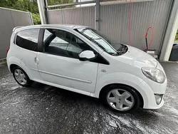 Weiß Gebraucht 2010 Renault Twingo Rip Curl Kleinwagen | 2.700 € (Fairer Preis)