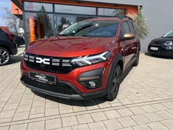 Braun Gebraucht 2024 Dacia Jogger Extreme Van / Kleinbus | 20.990 € (Fairer Preis)