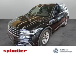 Deep black perleffekt Gebraucht 2021 VW Tiguan R-line SUV | 32.480 € (Etwas zu teuer)