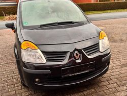 Schwarz Gebraucht 2006 Renault Modus Van / Kleinbus | 699 €