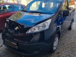 Schwarz Gebraucht 2015 Nissan e-NV200 Tekna Van | 9.000 € (Fairer Preis)